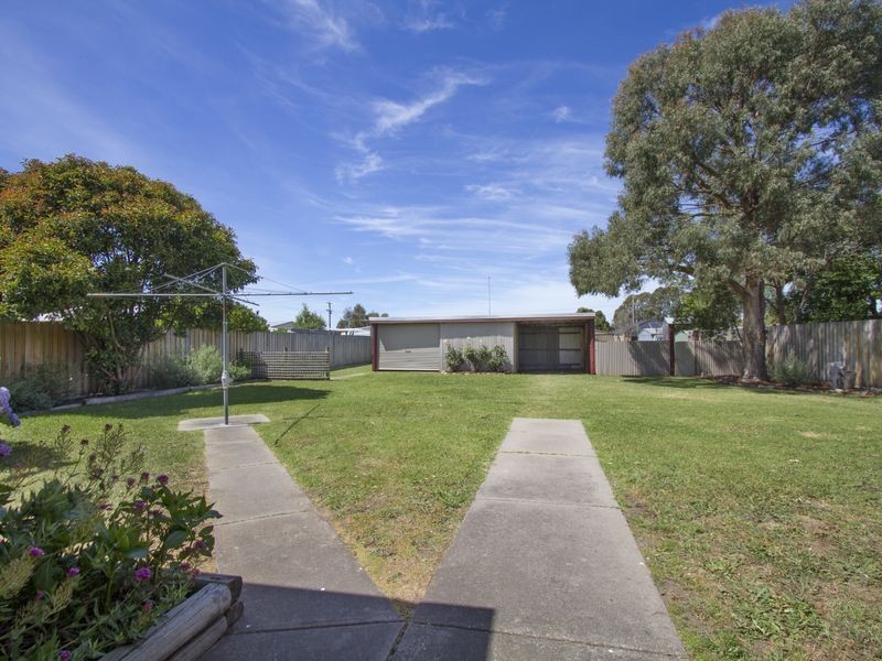 34 Wyndham Street, Stratford VIC 3862