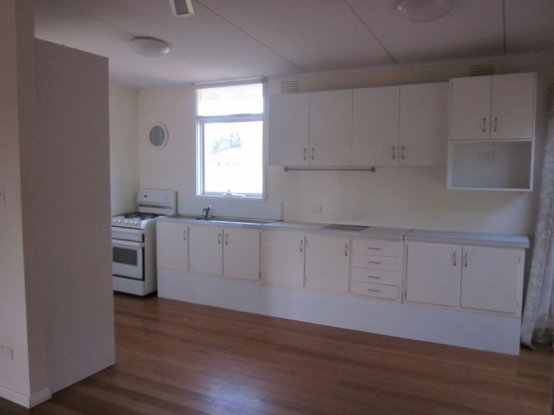 4 Carter Street, Sale VIC 3850