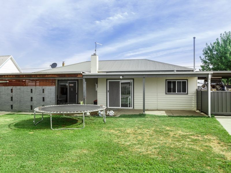 28 George Street, Maffra VIC 3860