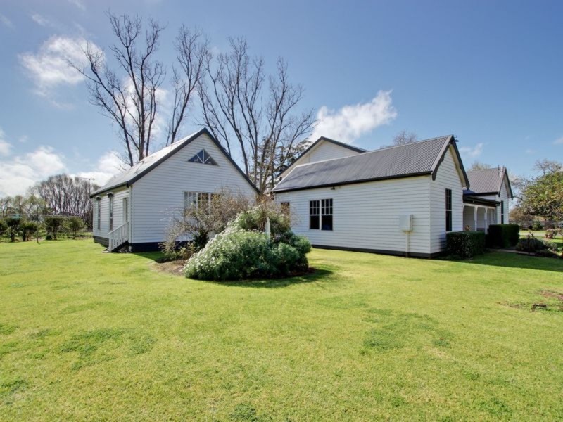 128 Gibsons Road, Sale VIC 3850