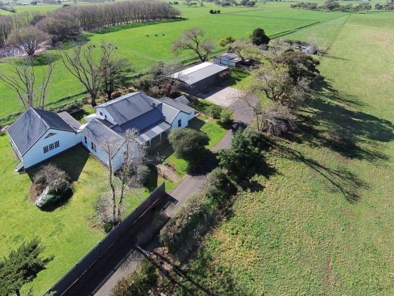 128 Gibsons Road, Sale VIC 3850