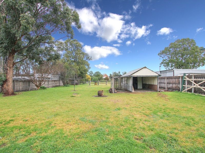 18 Fitzroy Street, Stratford VIC 3862