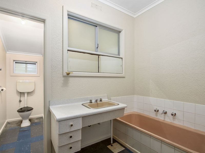 8 Dawson Street, Stratford VIC 3862