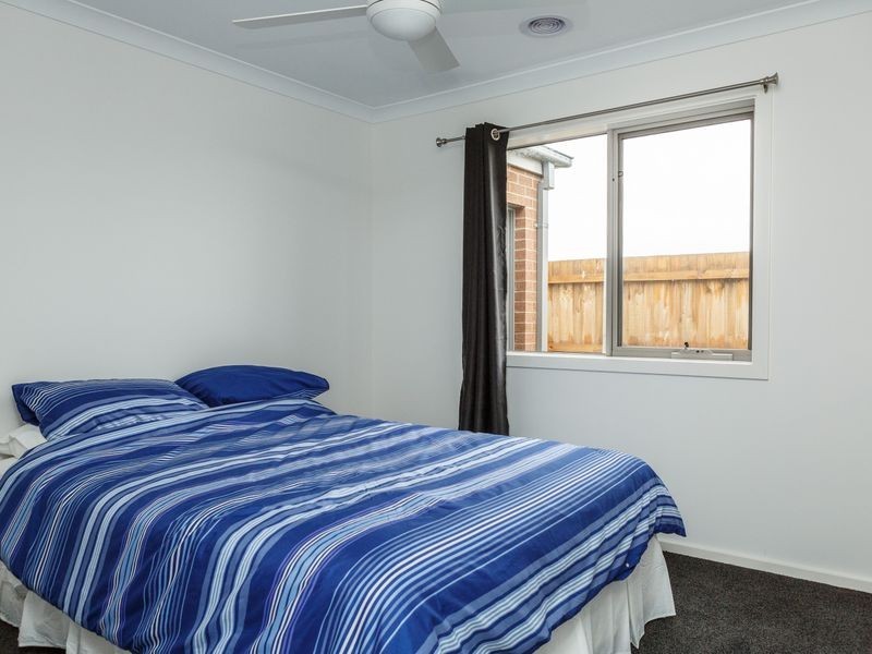 16 Relph Ave, Sale VIC 3850