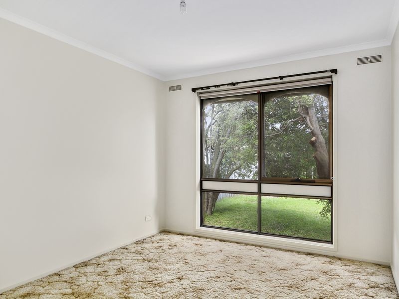 9 Janice Way, Sale VIC 3850