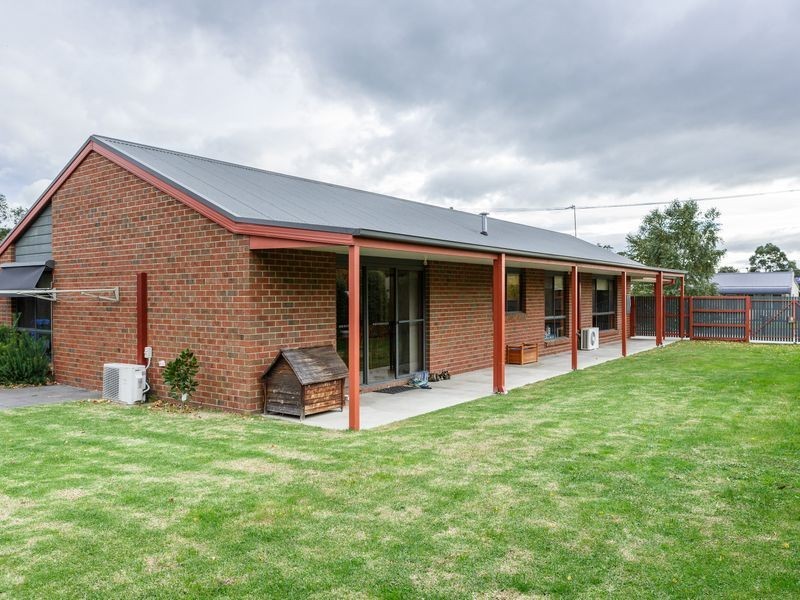 17 Mountainview Drive, Stratford VIC 3862
