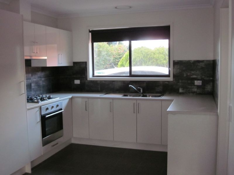 1/140 Guthridge Parade, Sale VIC 3850