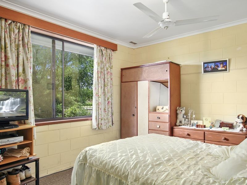 16 Thompson Street, Stratford VIC 3862