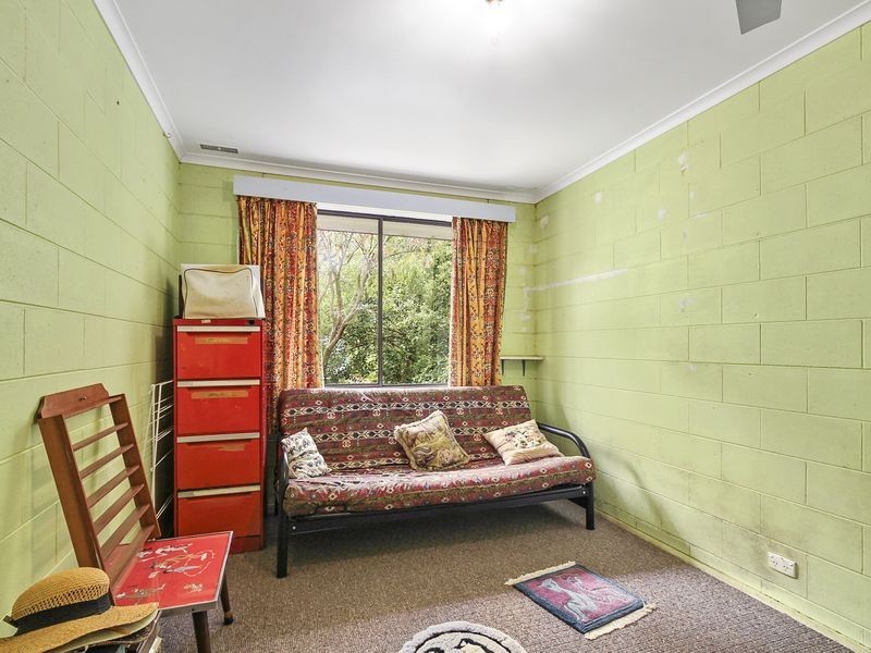 16 Thompson Street, Stratford VIC 3862