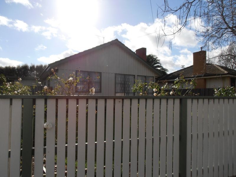 13 Hyland Court, Sale VIC 3850