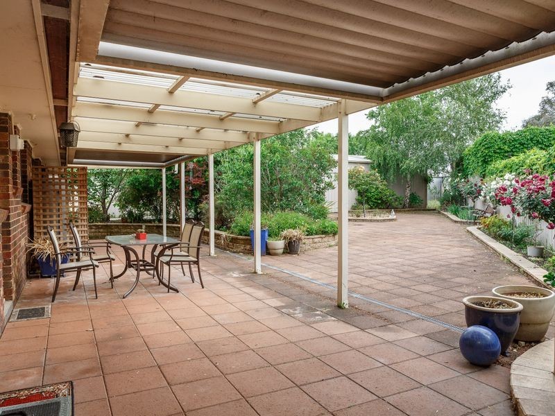 1 Staddon Court, Stratford VIC 3862