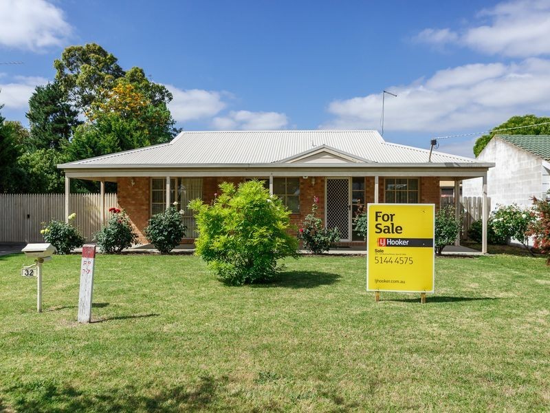 32 Raymond Street, Stratford VIC 3862