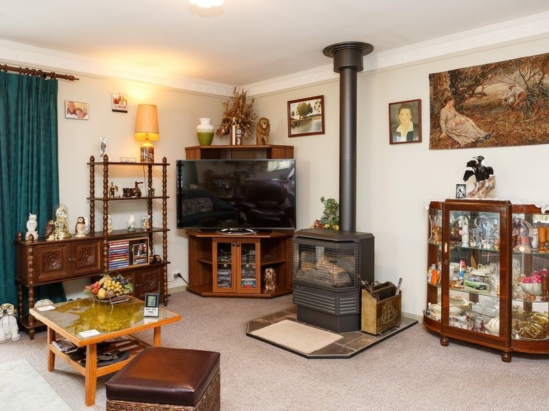 17 McMillan Street, Stratford VIC 3862