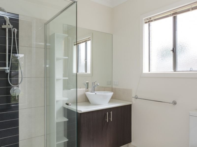 9 Stuart Place, Sale VIC 3850