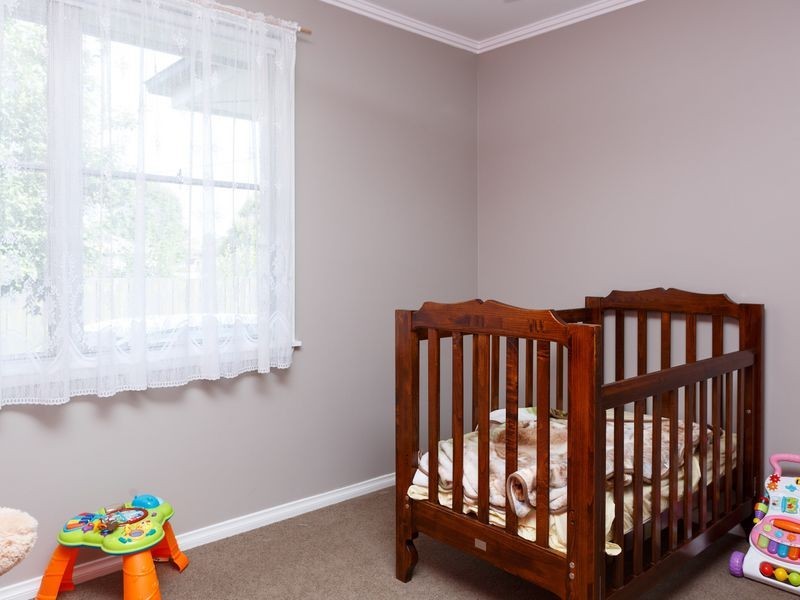 28 Overend Crescent, Sale VIC 3850