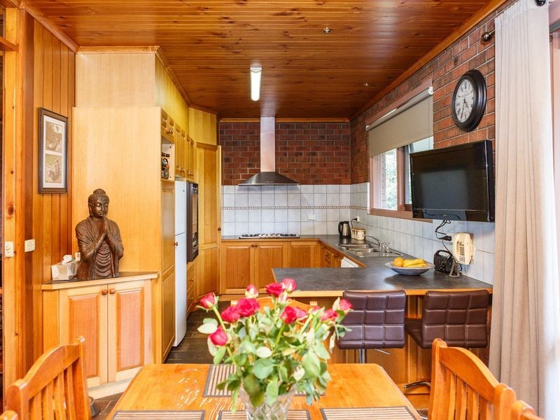 75 Newton Drive, Stratford VIC 3862