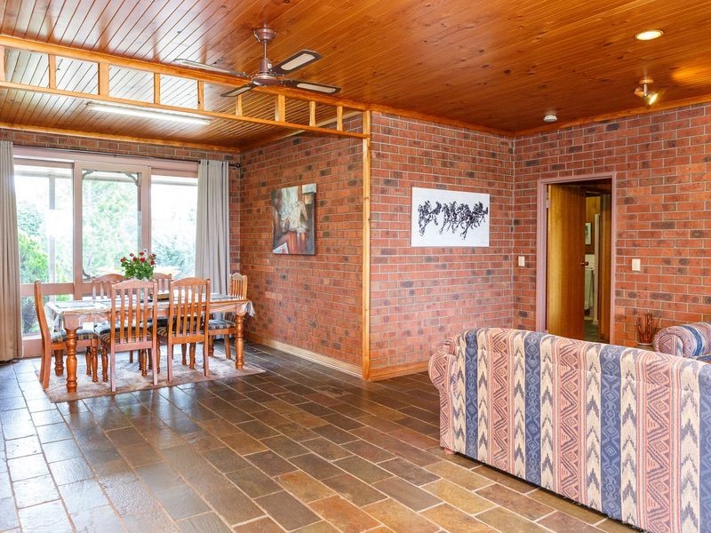 75 Newton Drive, Stratford VIC 3862