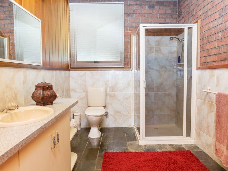 75 Newton Drive, Stratford VIC 3862
