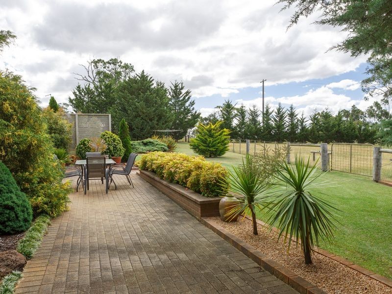 75 Newton Drive, Stratford VIC 3862