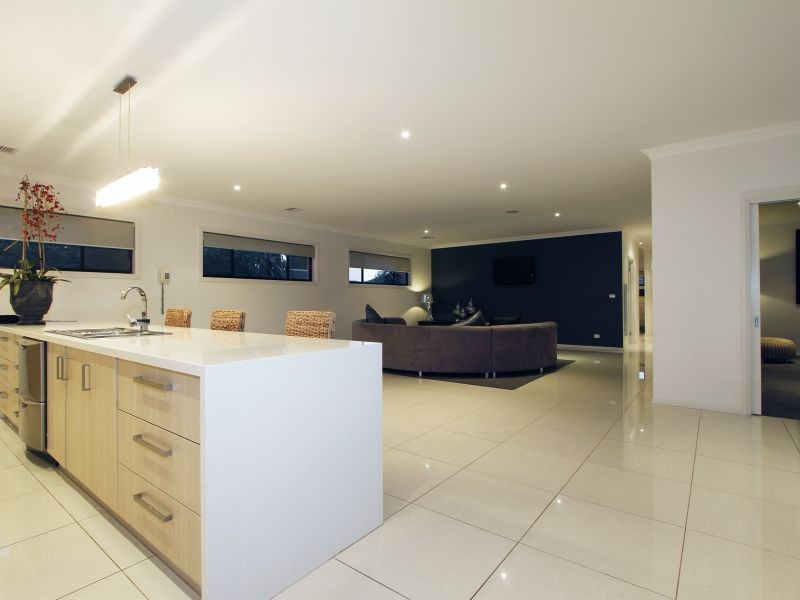 15 Brolga Place, Sale VIC 3850