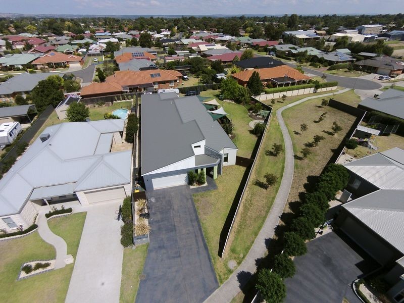 15 Brolga Place, Sale VIC 3850