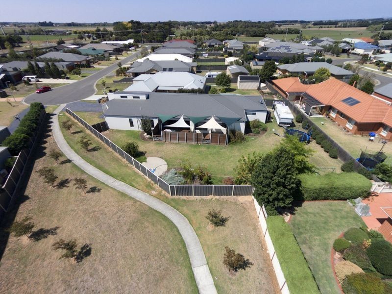 15 Brolga Place, Sale VIC 3850