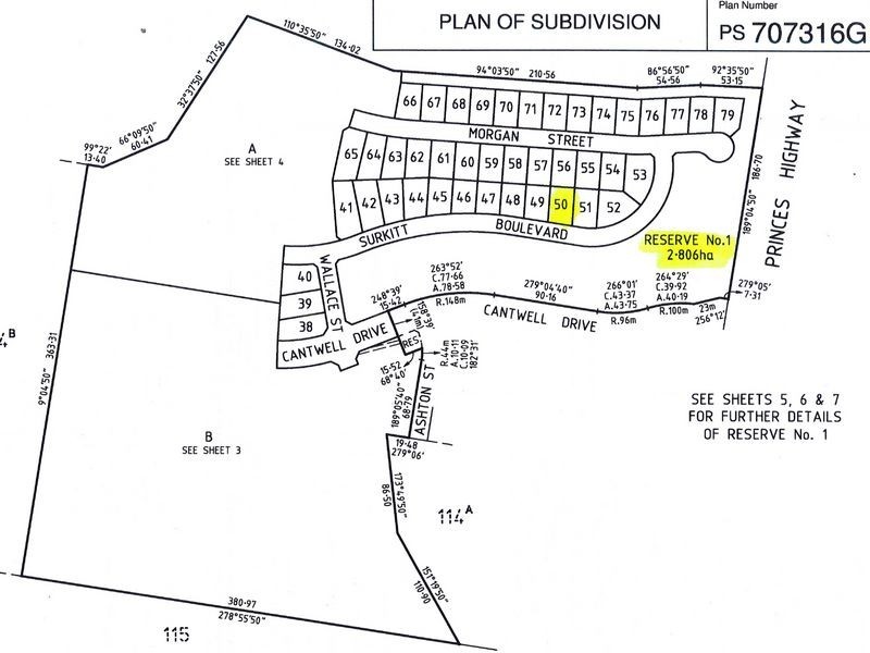 8 Surkitt Boulevard, Sale VIC 3850