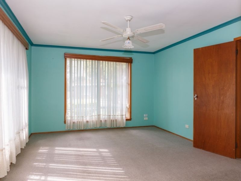 10 Treloar Street, Sale VIC 3850