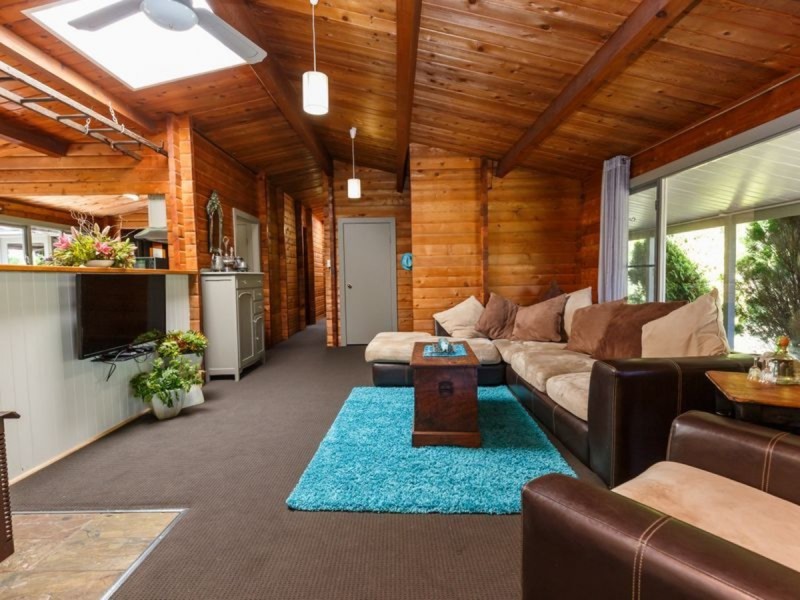 6160 South Gippsland Highway, Longford VIC 3851