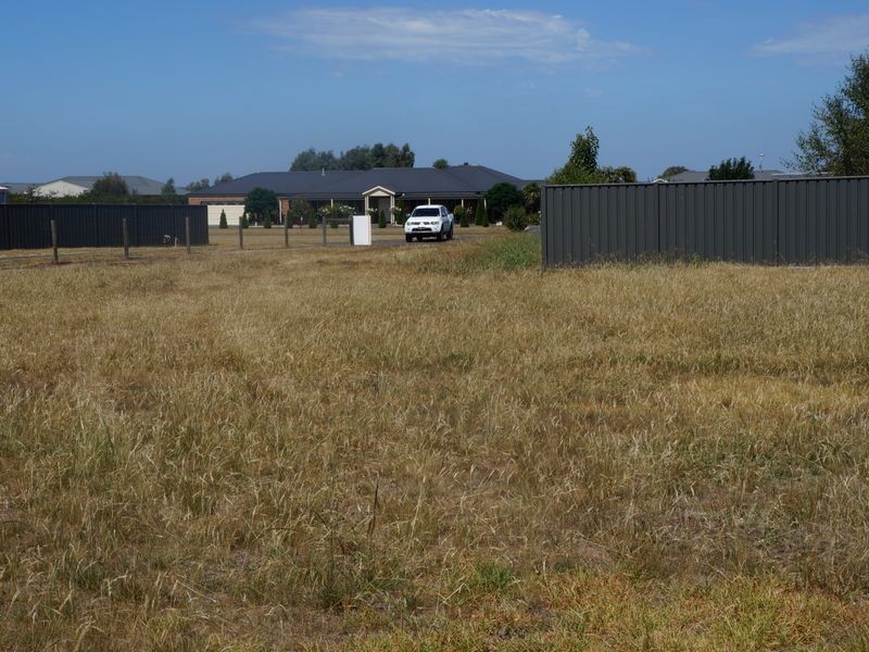 3 Wren Court, Sale VIC 3850