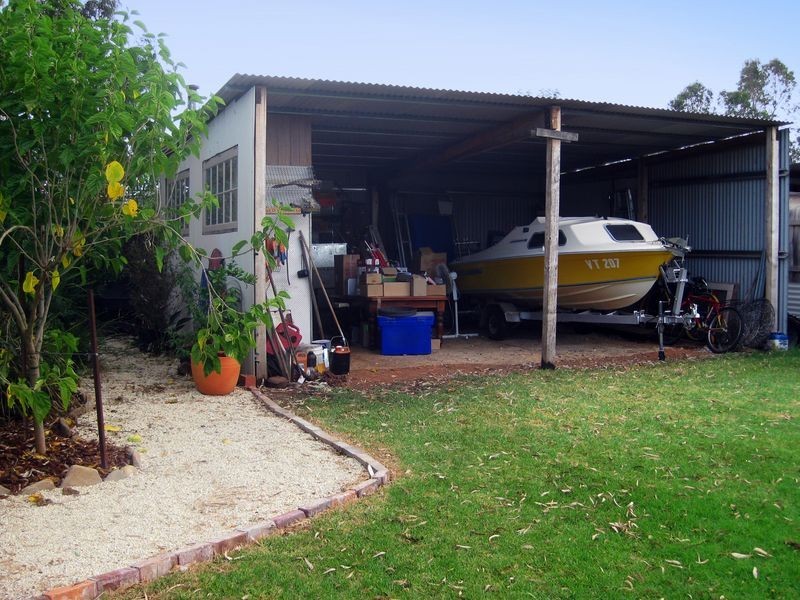 10 Victoria Street, Briagolong VIC 3860