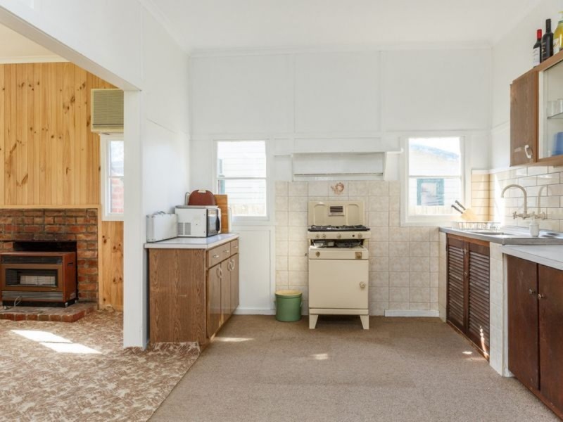 25 Government Road, Seaspray VIC 3851