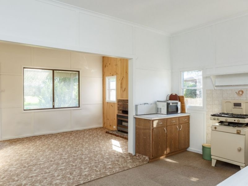 25 Government Road, Seaspray VIC 3851
