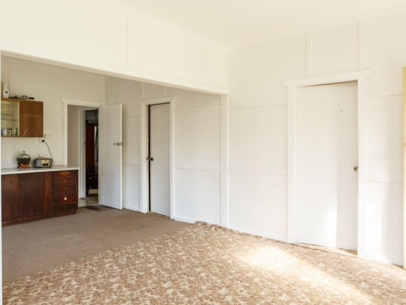 25 Government Road, Seaspray VIC 3851