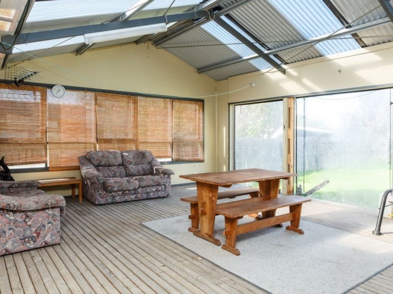 25 Government Road, Seaspray VIC 3851