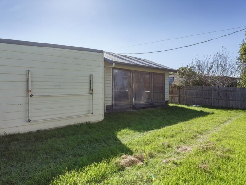 25 Government Road, Seaspray VIC 3851
