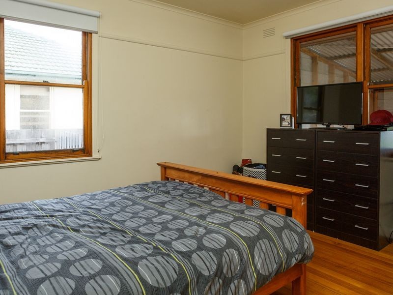 23 Leslie Street, Sale VIC 3850