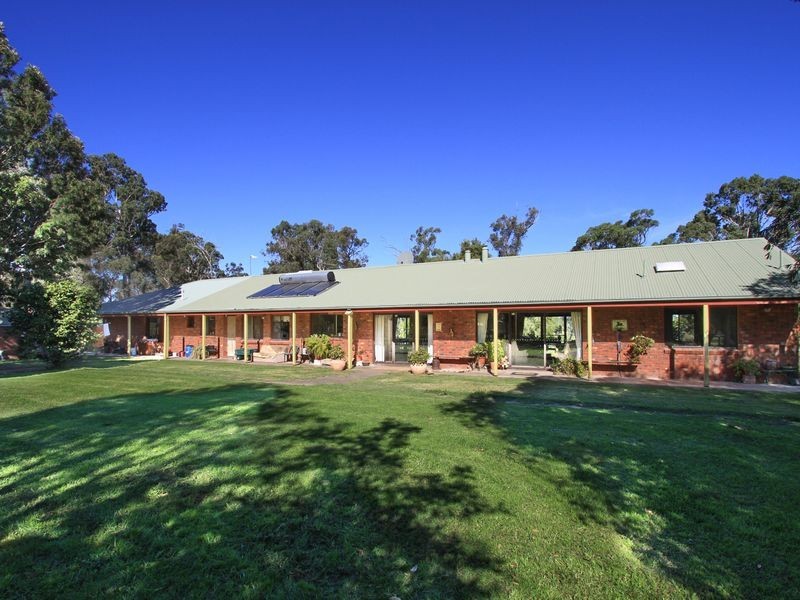 38 Hunter Road, Stratford VIC 3862