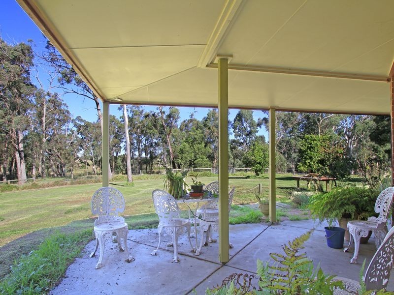 38 Hunter Road, Stratford VIC 3862