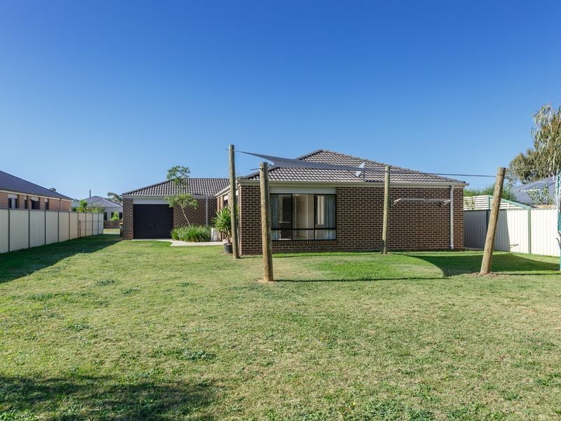 3 Gilchrist Court, Stratford VIC 3862