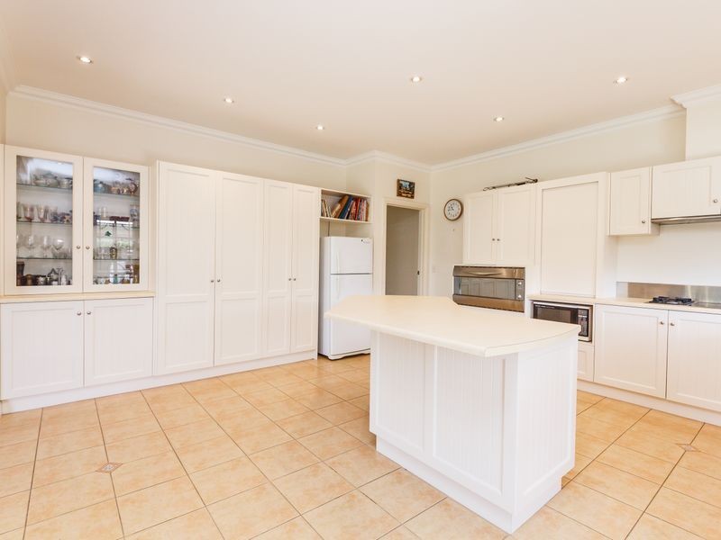 16 Lansdowne Street, Sale VIC 3850