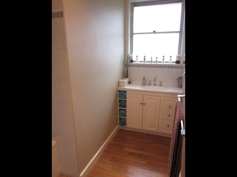 4 Overend Crescent, Sale VIC 3850