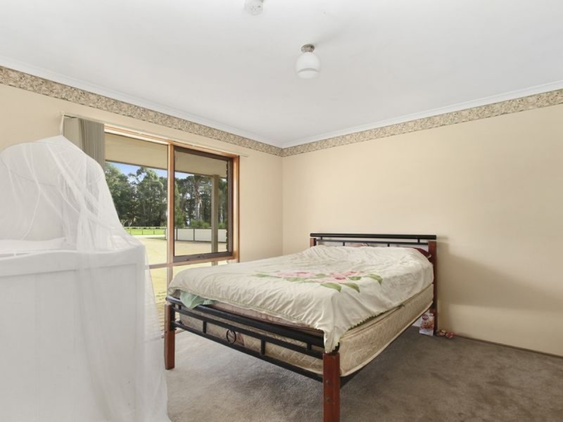 11 Boggy Creek Road, Longford VIC 3851