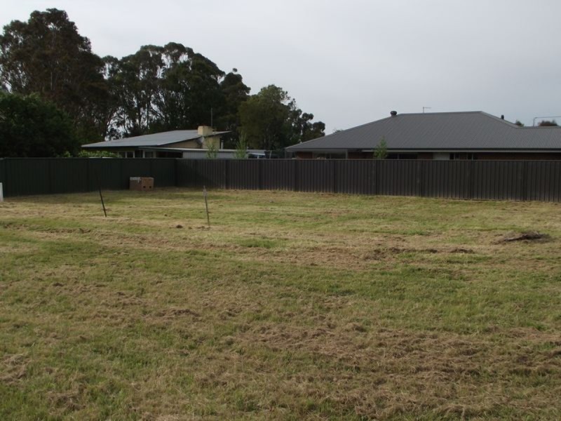 1/112A Tyers Street, Stratford VIC 3862