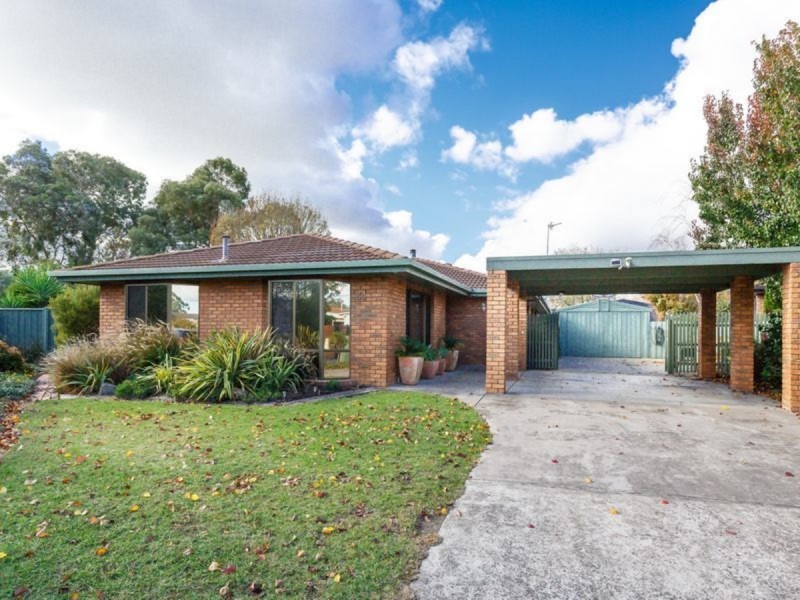 34 Helen Crescent, Sale VIC 3850
