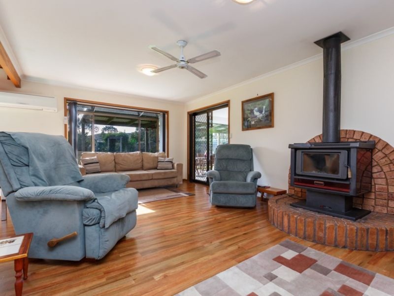 34 Helen Crescent, Sale VIC 3850