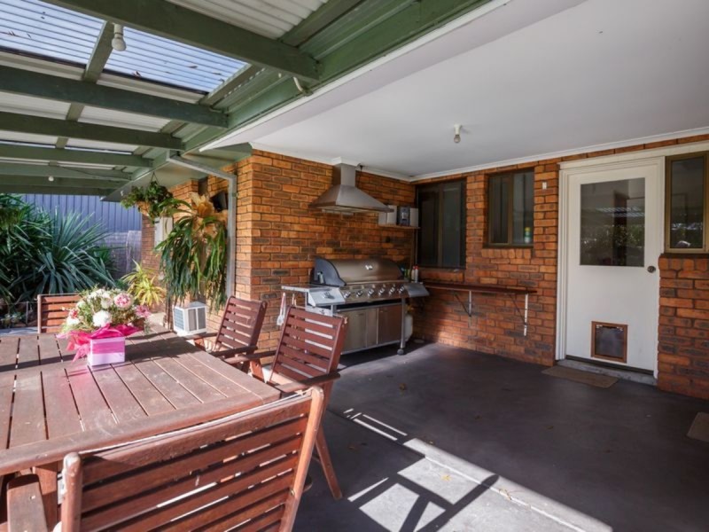 34 Helen Crescent, Sale VIC 3850