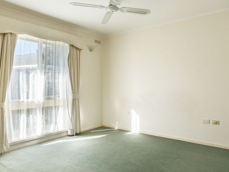 8 Julie Court, Sale VIC 3850