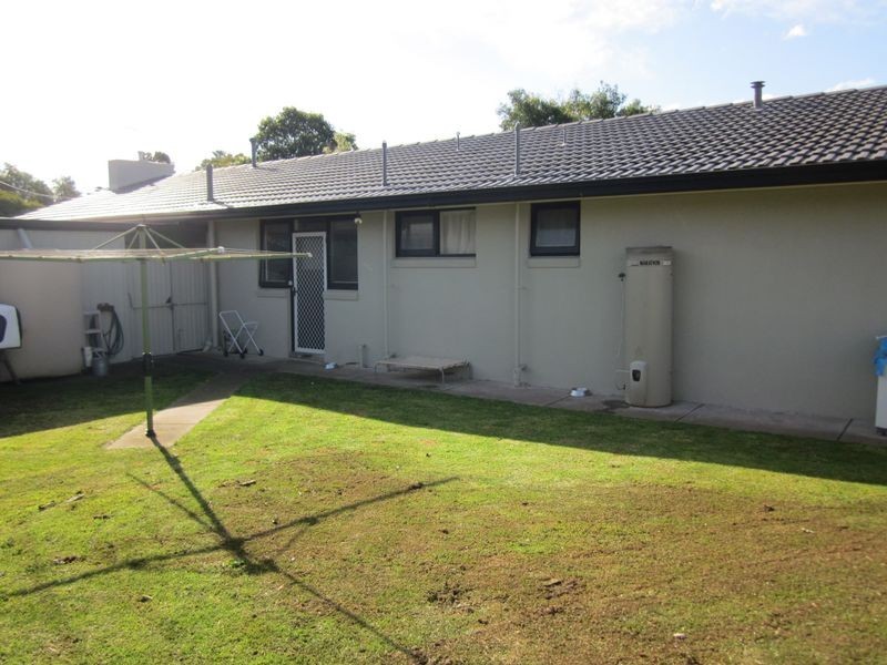 16 Alameda Drive, Sale VIC 3850