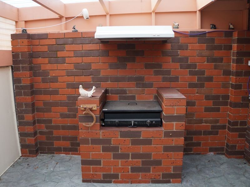 1/4 Oak Street, Sale VIC 3850